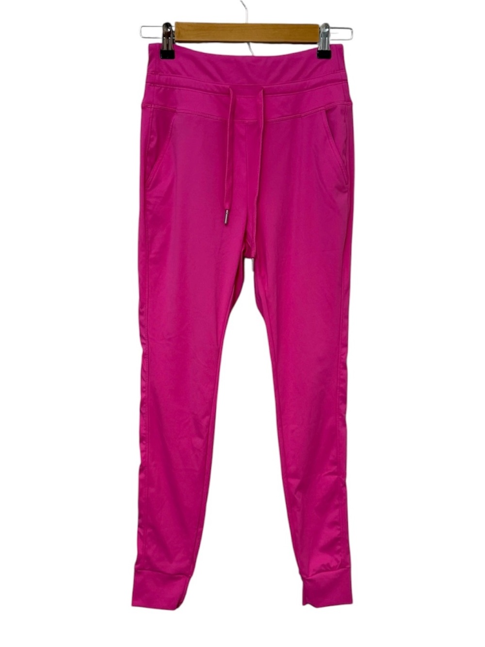 Halara SoftlyZero Plush High-Waisted Drawstring
Jogger Pants Size Small